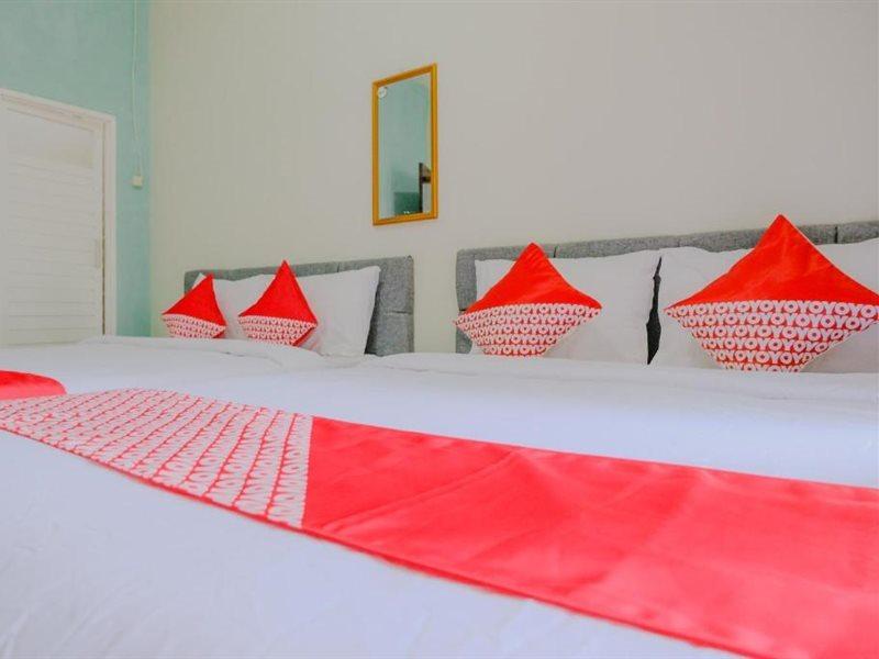 Oyo 2376 Tiara Family Residence Batu  Dış mekan fotoğraf