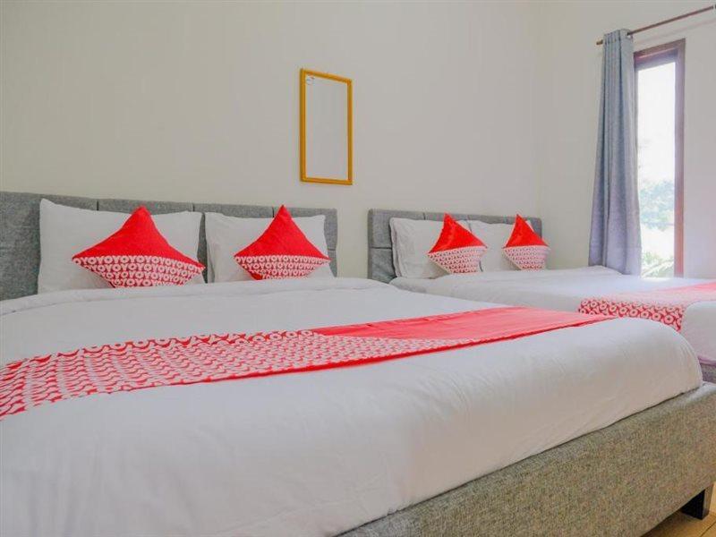 Oyo 2376 Tiara Family Residence Batu  Dış mekan fotoğraf